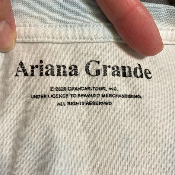 Ariana Grande T-Shirt, pastel tie dye, 2019, Sweetener Concert Shirt, Small - Picture 4 of 5
